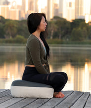 Load image into Gallery viewer, SitCush ergonomic meditation cushion
